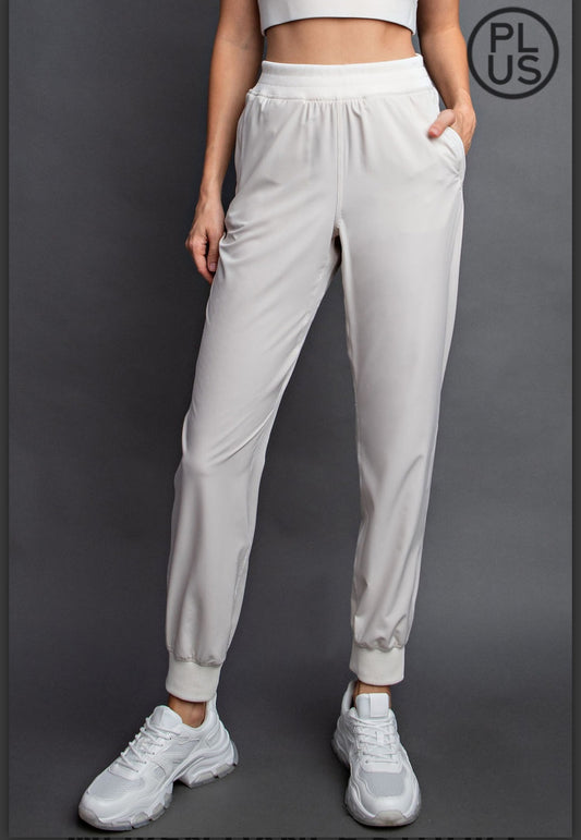 Crème Oxford St Woven Dance Studio Mid Rise Full Length Pants