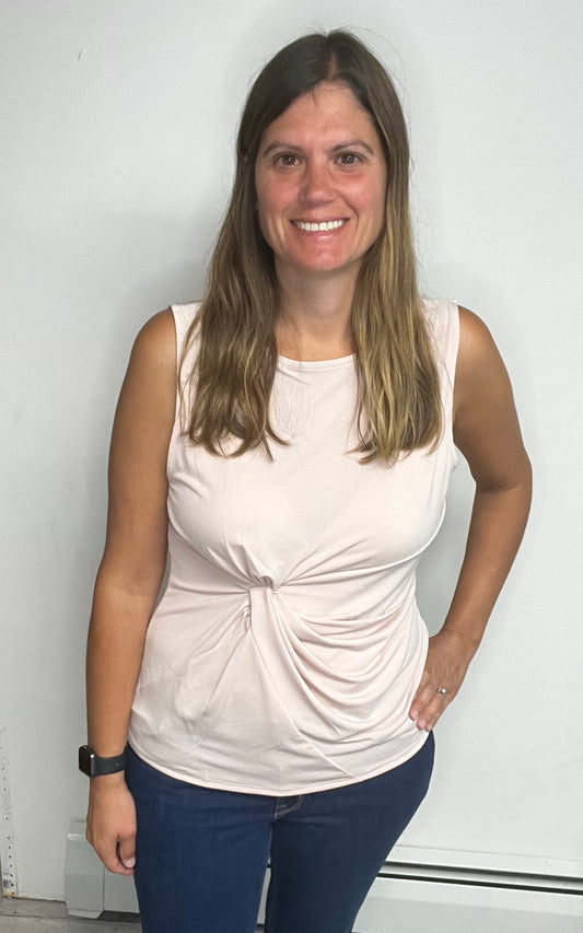 KNOT-FRONT SLEEVELESS TOP