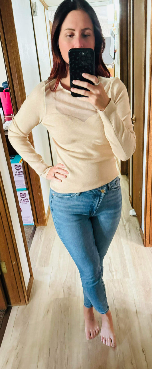 SEMI SHEER SWEETHEART NECK TOP